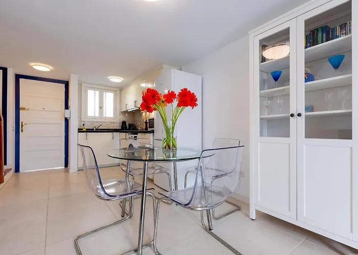 Daire Duplex In Americas *